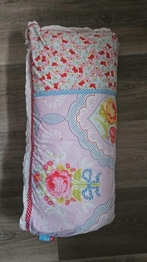 Pip Studio Kussen met Bloemenprint en Kant, Ophalen of Verzenden, Zo goed als nieuw, Roze, Rechthoekig