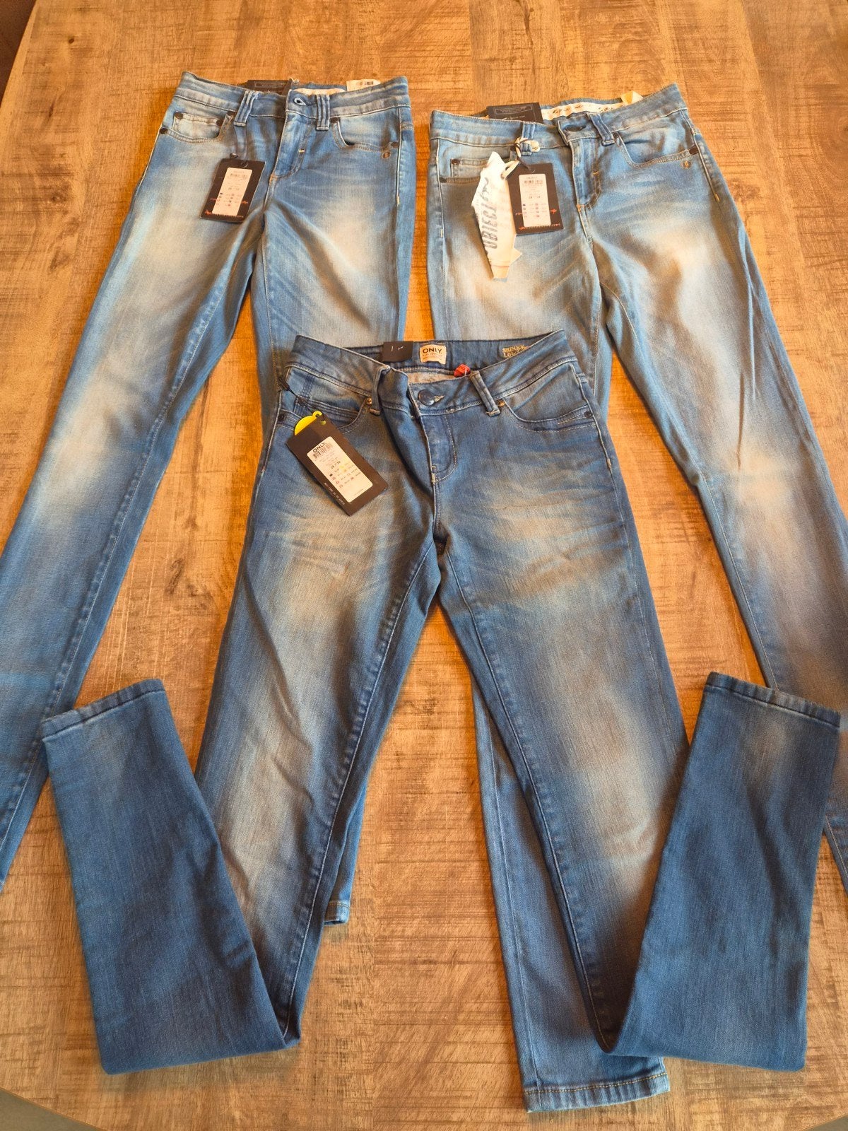 partij 3 jeans only object 26 32 26 34 met kaartjes, Kleding | Dames, Spijkerbroeken en Jeans, Ophalen of Verzenden, Nieuw, Blauw