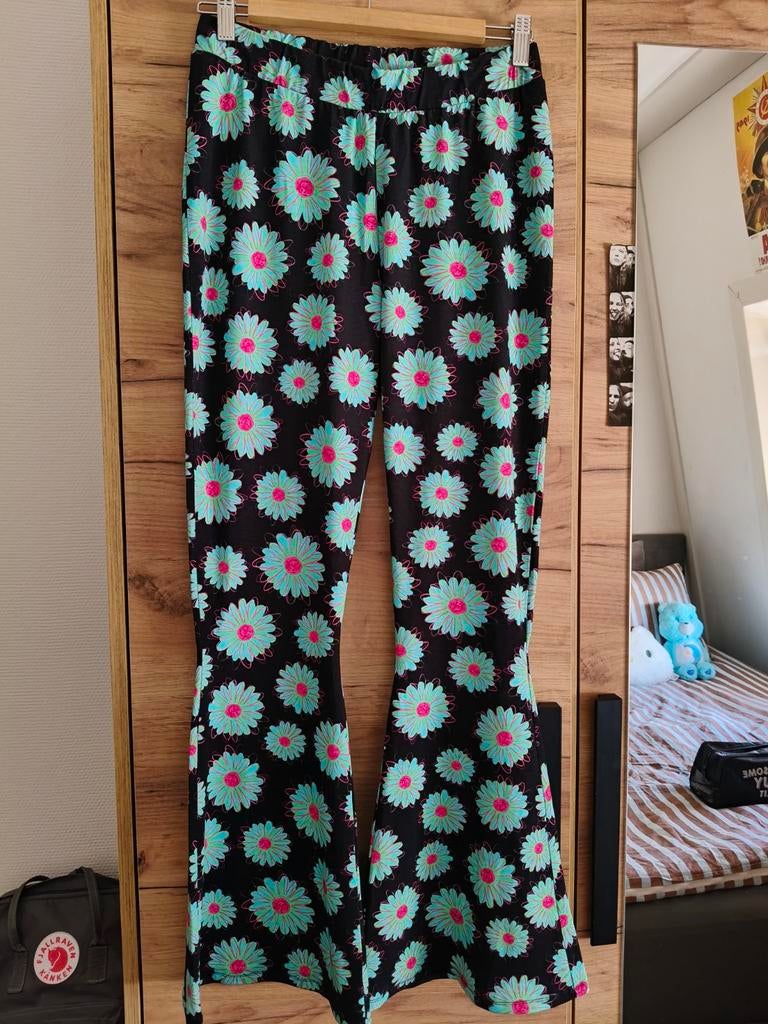 Stieglitz Aalya Flared Leggings - Bloemenprint, Kleding | Dames, Overige kleuren, Maat 42/44 (L), Stieglitz, Ophalen of Verzenden