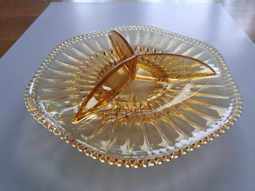 Drie-vaks schaaltje van amberglas, vintage., Ophalen of Verzenden