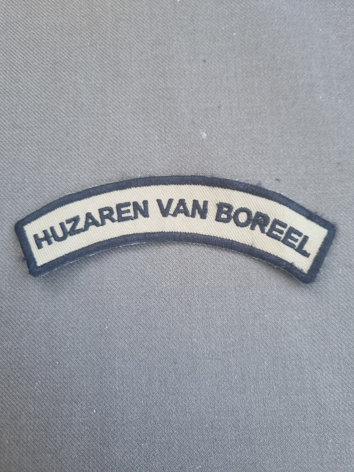 Straatnaam Huzaren van Boreel  (zonder klittenband), Verzamelen, Militaria | Algemeen, Ophalen of Verzenden, Landmacht, Nederland