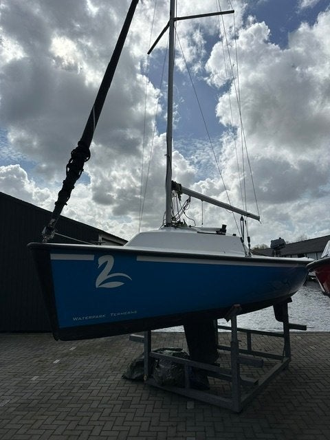 Tirion 21 zeilboot, Watersport en Boten, Open zeilboten, Gebruikt, Overige merken, Overige typen, Polyester, Anker, Dekzeil, Fok