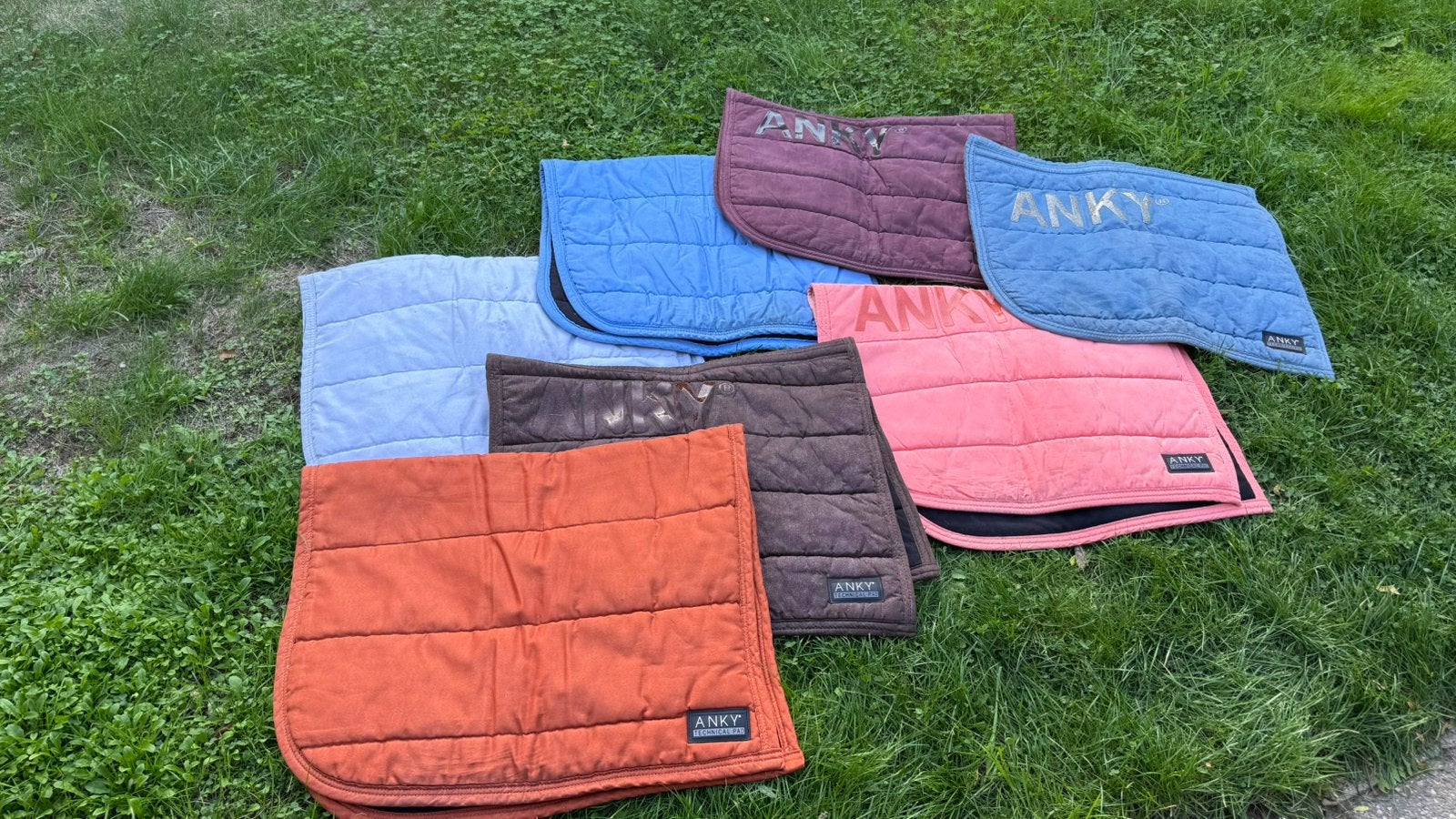 Anky dressuurpads diverse kleuren, Dieren en Toebehoren, Ophalen of Verzenden, Gebruikt, Dressuurdekje, Anky