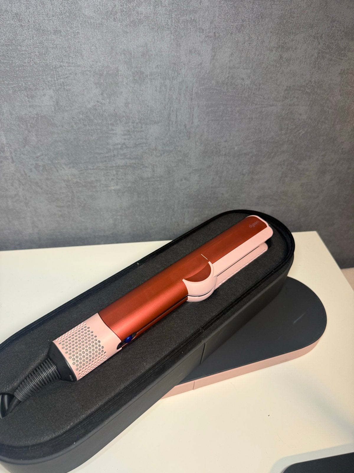 Rood dyson airstrait nieuw, Verzenden, Zo goed als nieuw, Haarverzorging