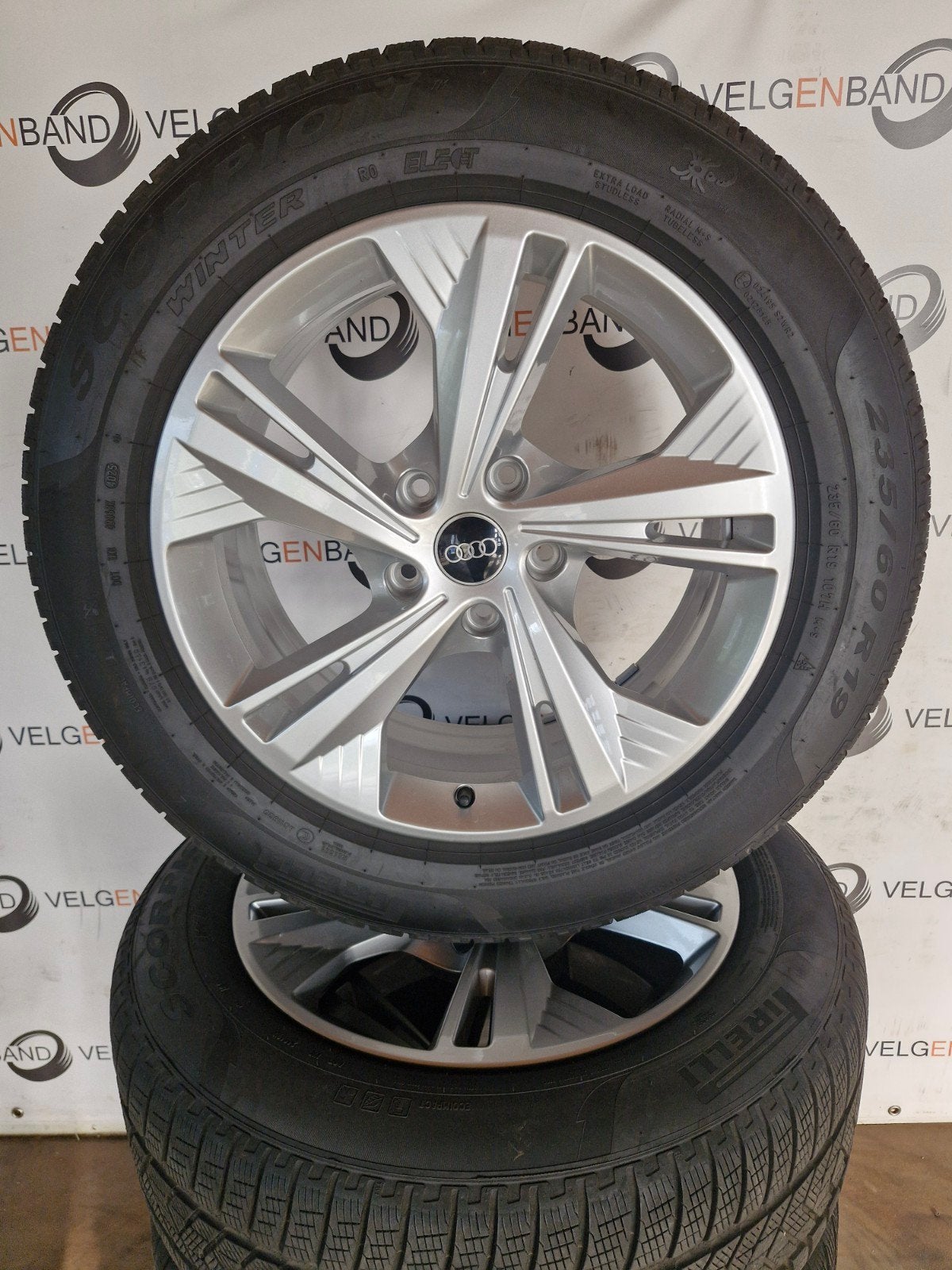 Winterset Audi Q6 5x130 66.6 235 60 255 55 19 winterbanden, Auto-onderdelen, 19 inch, Gebruikt, 255 mm, .