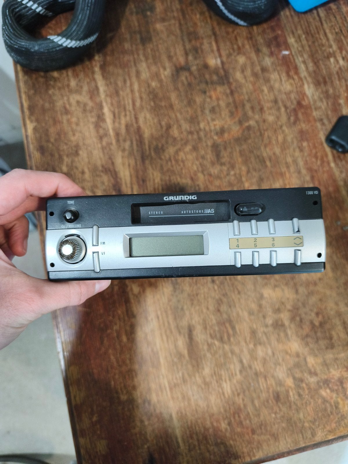 autoradio met cassettespeler, Auto diversen, Ophalen of Verzenden, Gebruikt