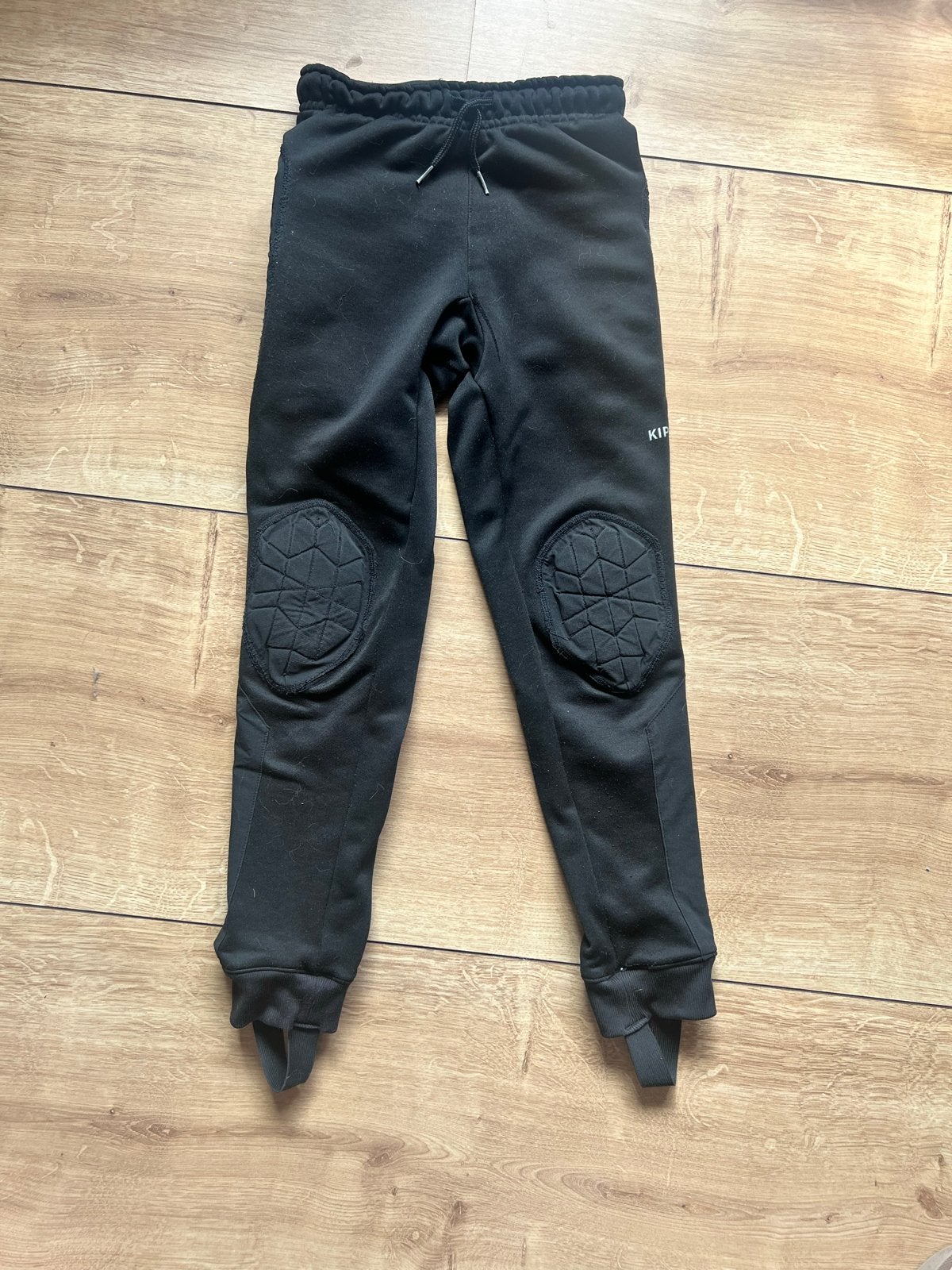 keepersbroek kipsta met kniebescherming, maat 131-140 cm, Maat XS of kleiner, Ophalen of Verzenden, Gebruikt, Broek