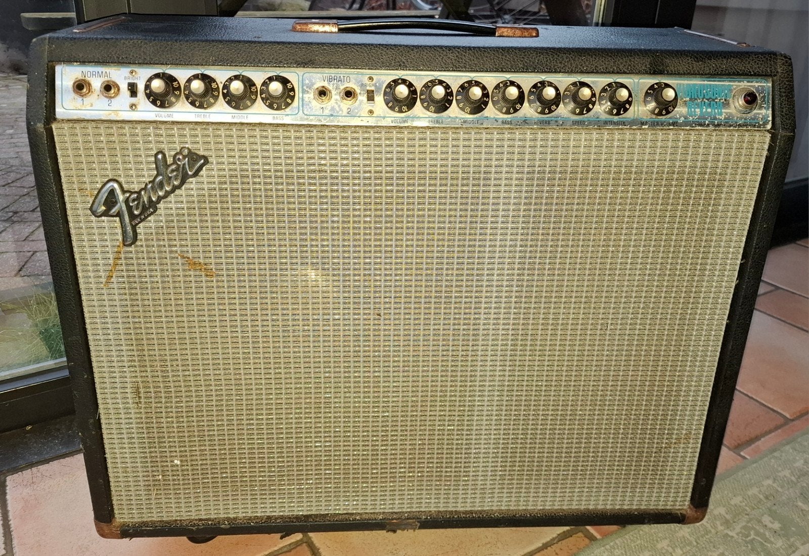 Vintage Fender Vibrosonic Reverb 135W Silverface, 1977-1979, Muziek en Instrumenten, Ophalen, Gebruikt, 100 watt of meer