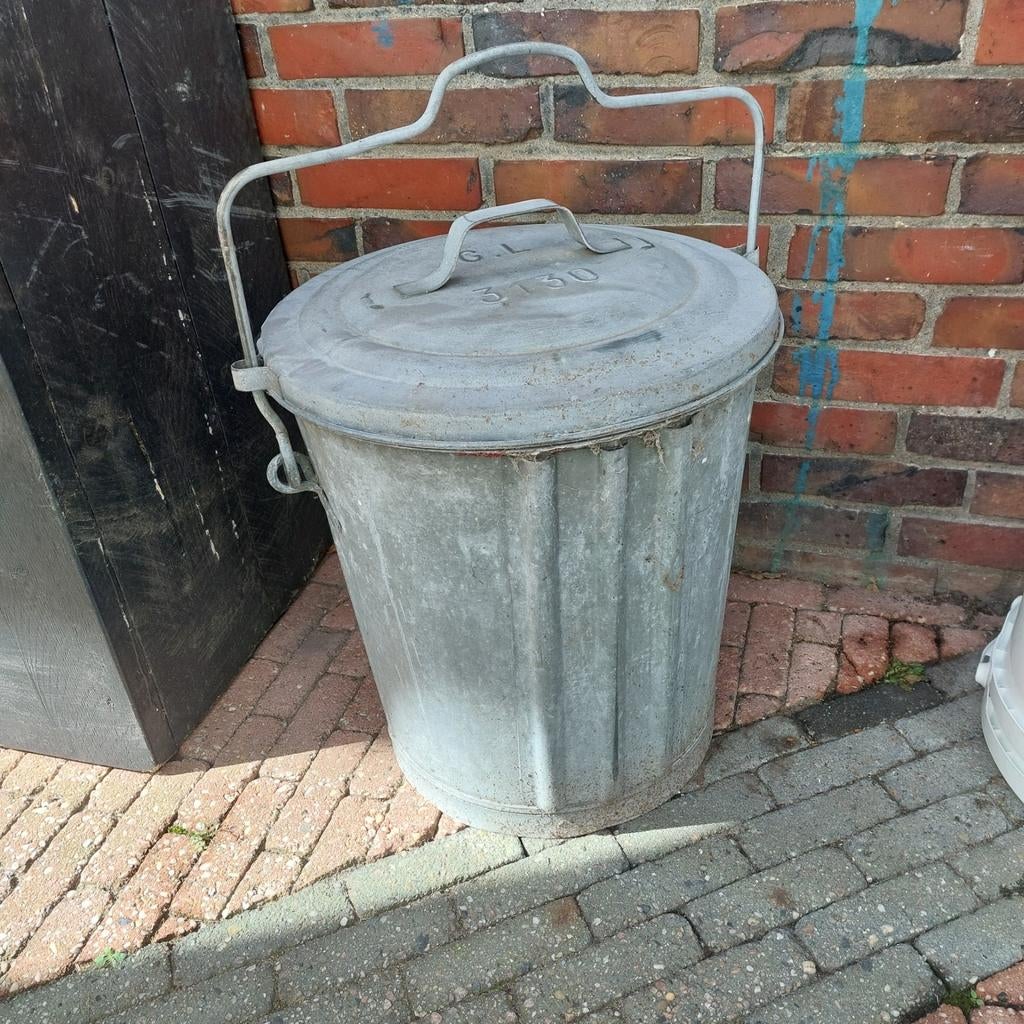 Vintage zinken pedaalemmer in nette staat, Ophalen