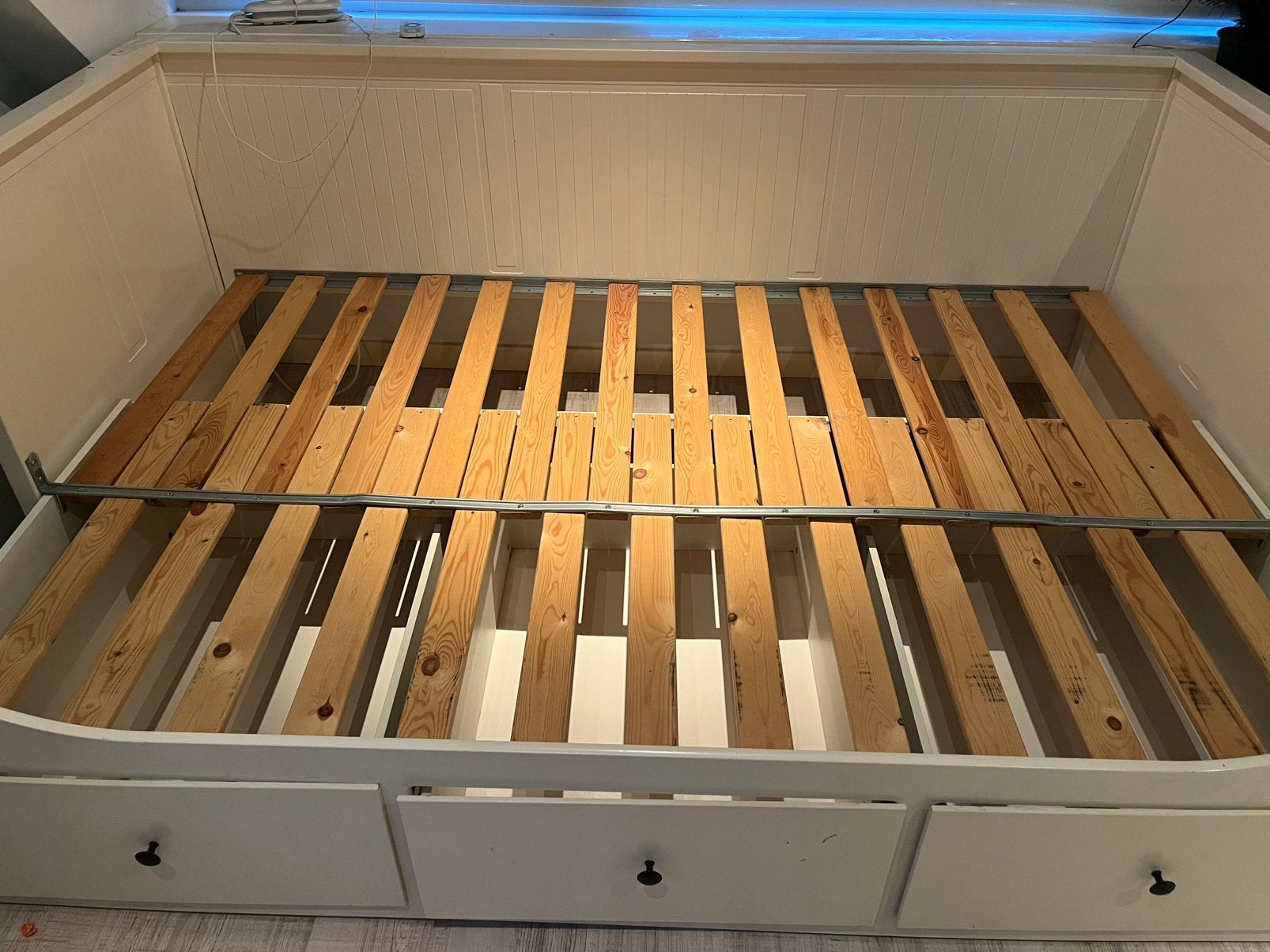Ikea Hemnes bed bank, Huis en Inrichting, Slaapkamer | Bedden, Ophalen, Gebruikt, 90 cm, Eenpersoons
