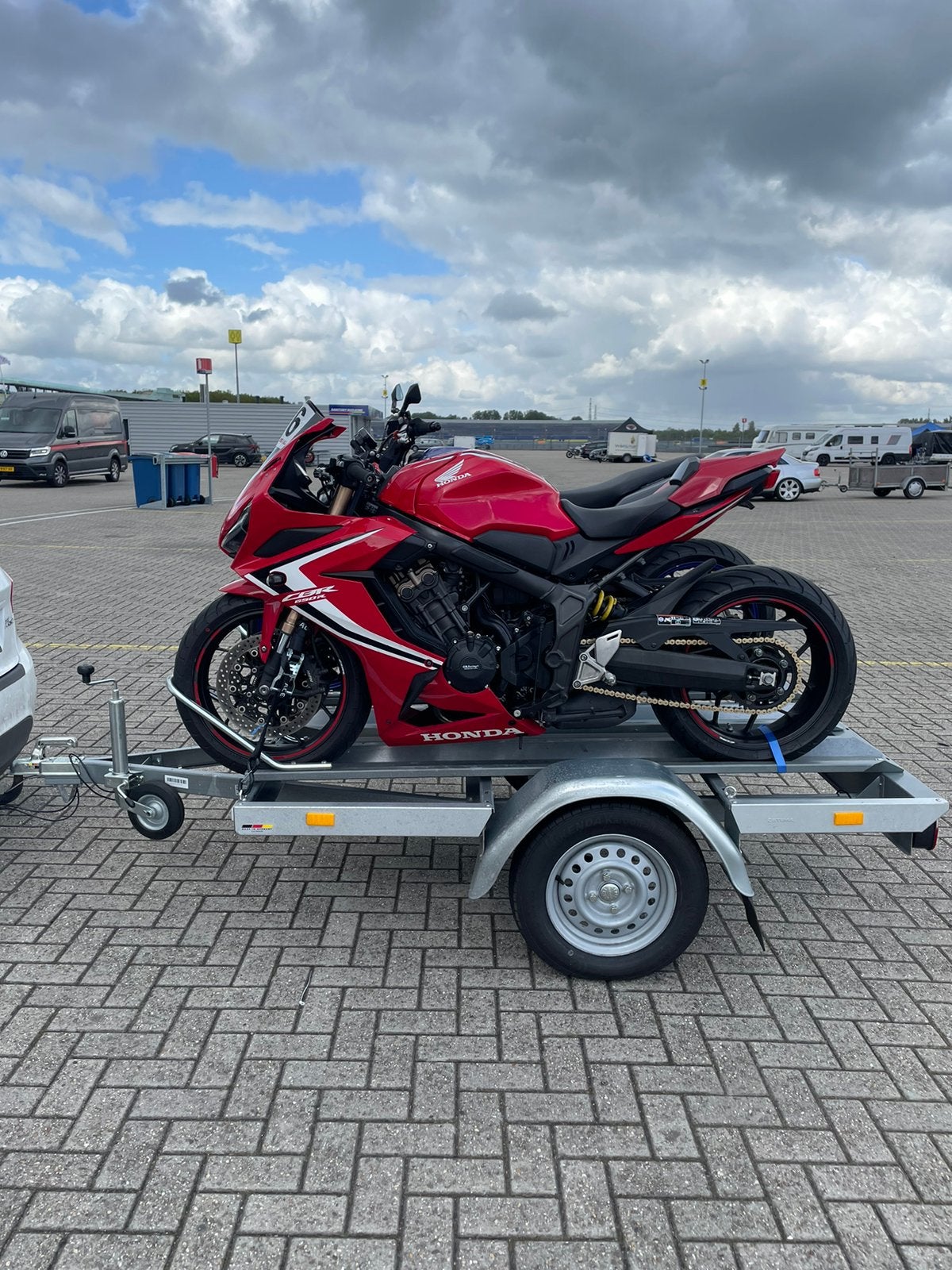 Te huur motoraanhanger motortrailer, Ophalen of Verzenden, Zo goed als nieuw
