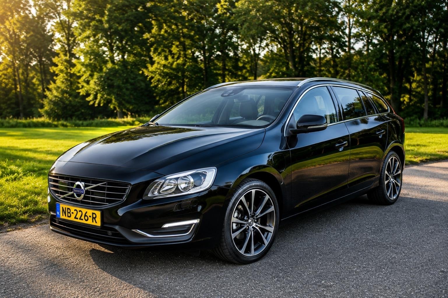 Volvo V60 D5 Twin Engine 231pk Geartronic AWD Plug In Hybrid, Automaat, 1800 kg, Vierwielaandrijving, Particulier