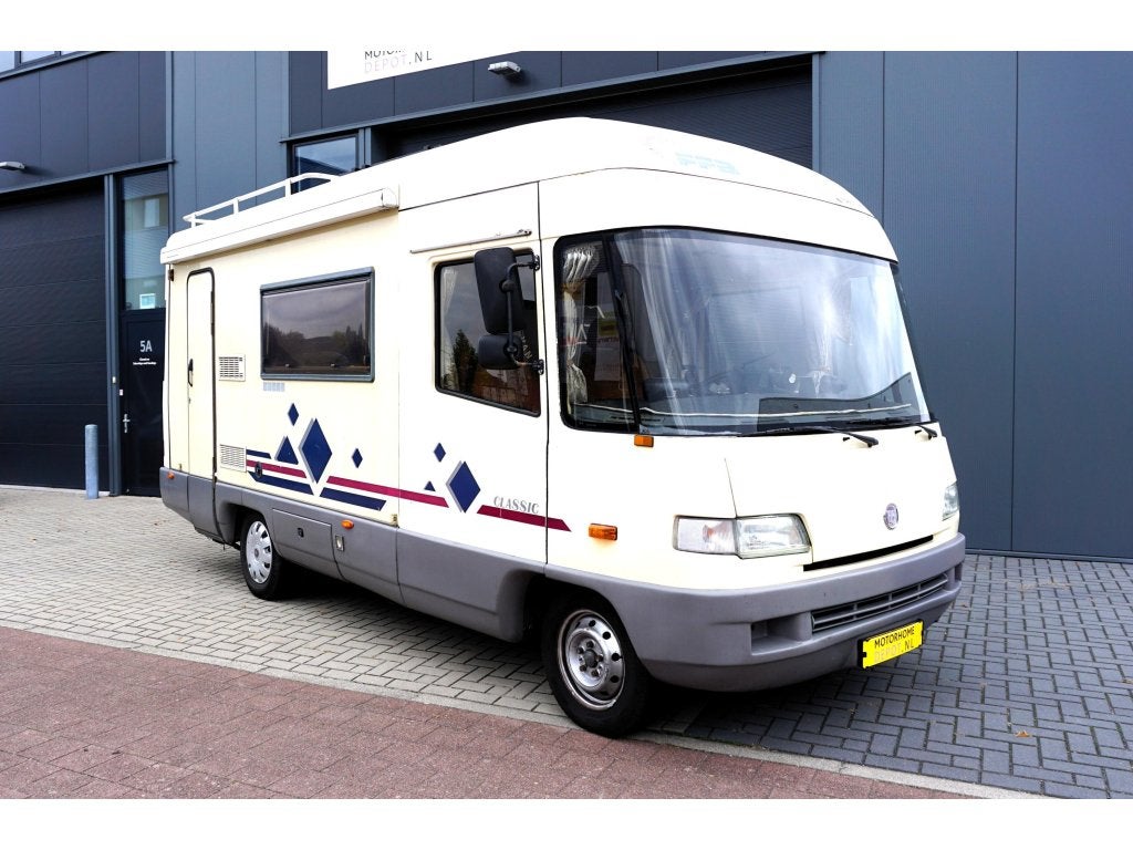 FFB Classic 580 VERKOCHT, Caravans en Kamperen, Campers, Ringverwarming, Fiat, 10 meter en meer, Bedrijf
