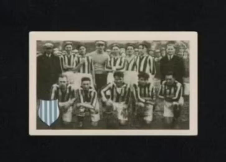 Voetbalplaatje Juliana Spekholzerheide 1930/1931 (368)., Verzamelen, Ophalen of Verzenden, Zo goed als nieuw
