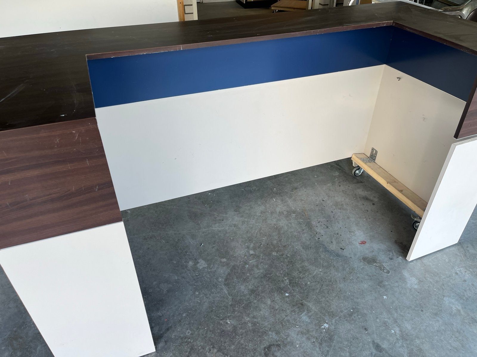 Ruime Balie - 205x87x110cm - Ideaal voor Receptie, Ophalen, Gebruikt