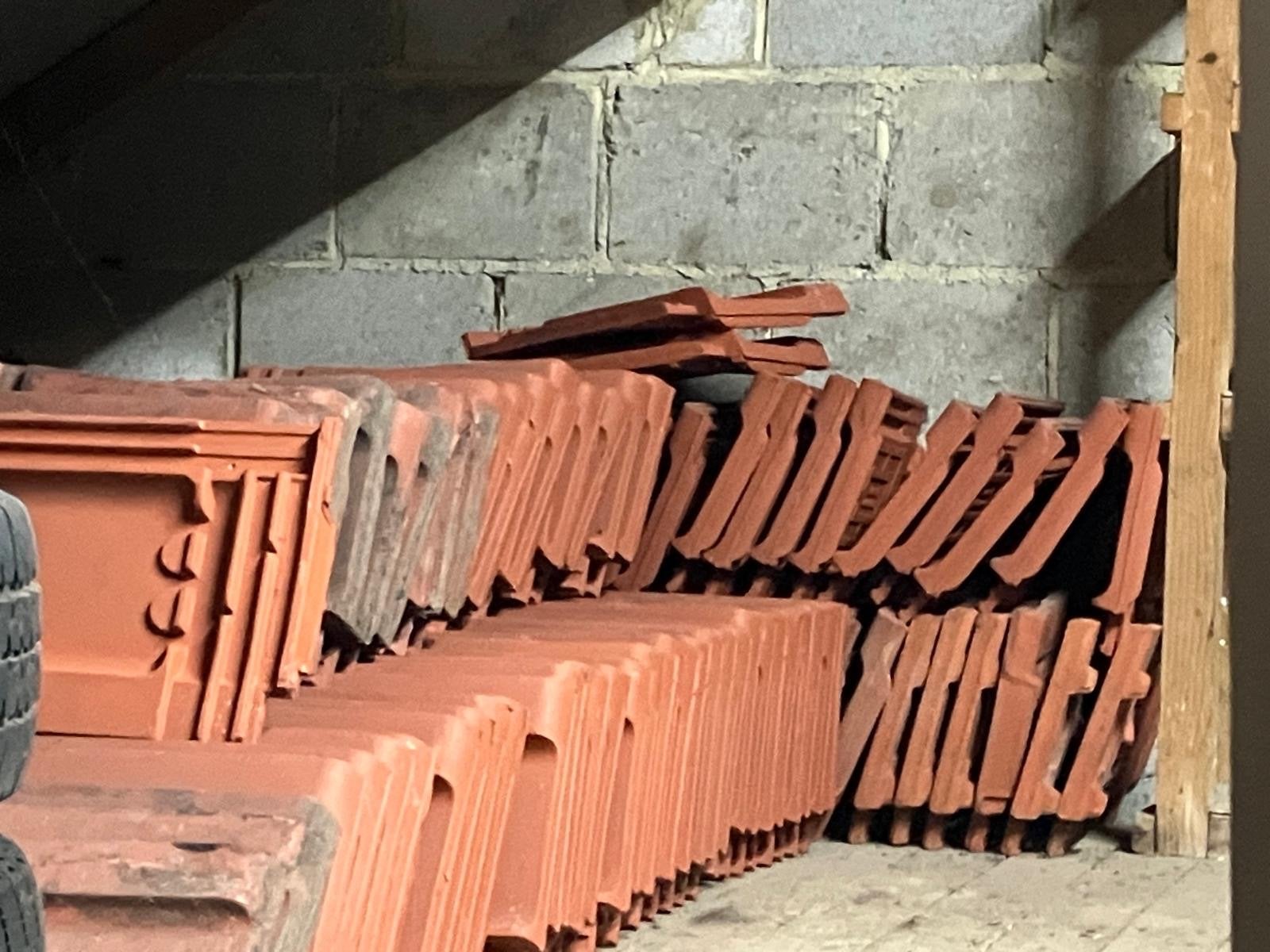 Gebruikte dakpannen en nokvorsten, Ophalen, Gebruikt, Steen of Klei, 15 m² of meer