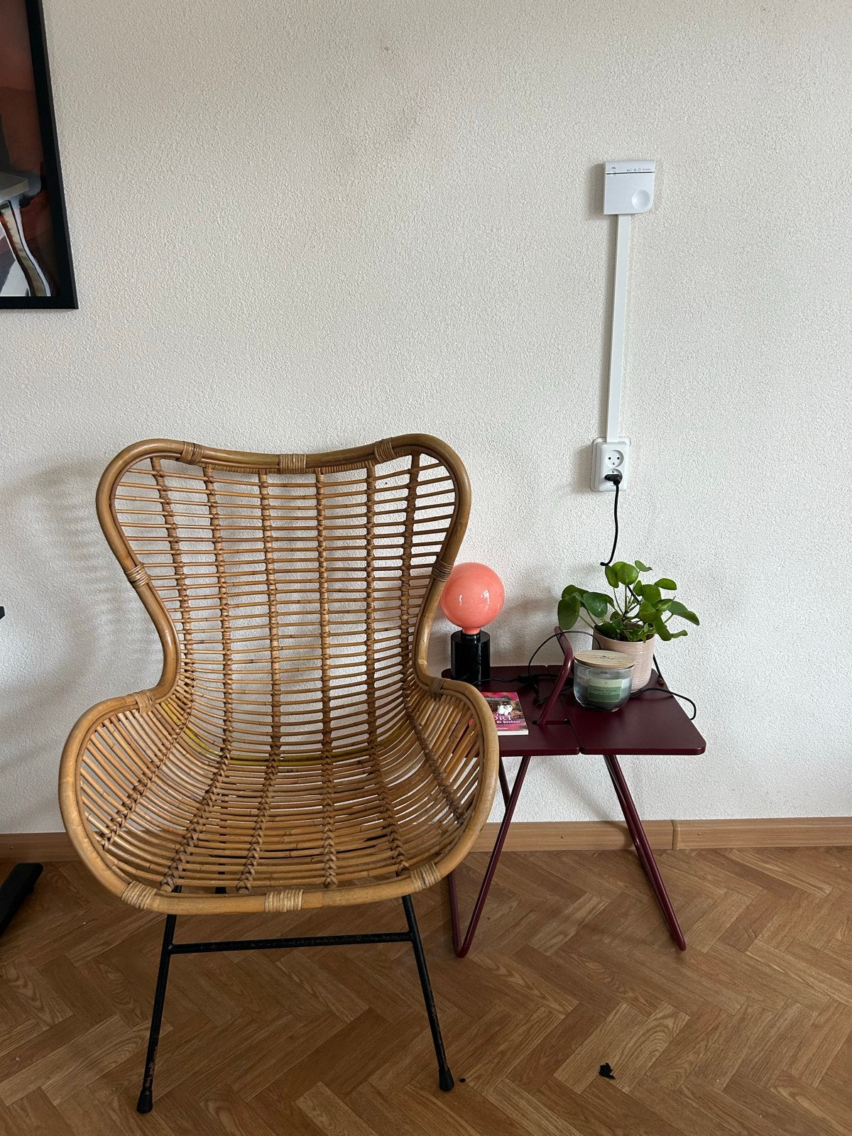 Vintage rotan stoel met metalen onderstel, Ophalen, Gebruikt, Bruin, Riet of Rotan