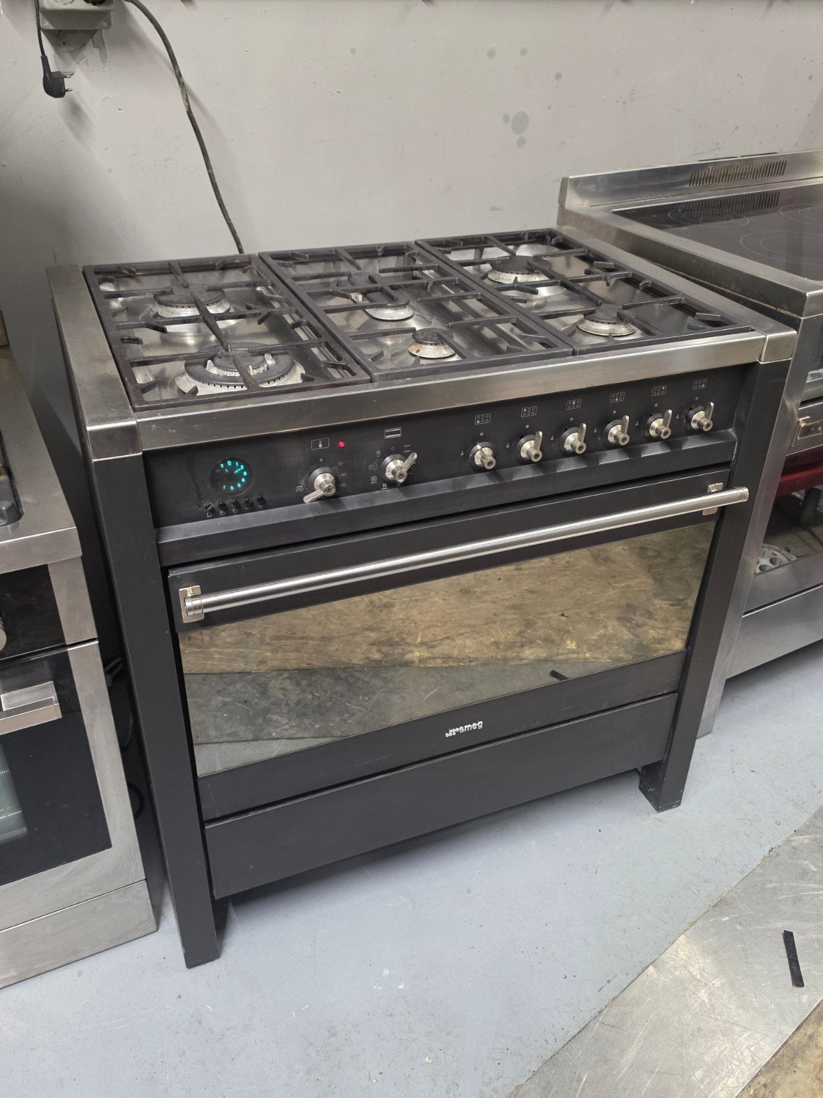 Smeg gasfornuis -Antaciet/RVS, Gebruikt, 60 cm of meer, Ophalen of Verzenden, Gas