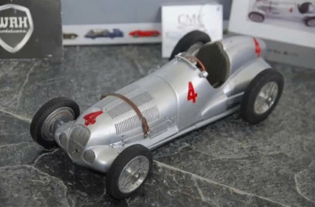 1:18 MERCEDES W125 DONINGTON #4 SEAMANN M-116 CMC WRH, Verzenden, Zo goed als nieuw, Auto, Overige merken