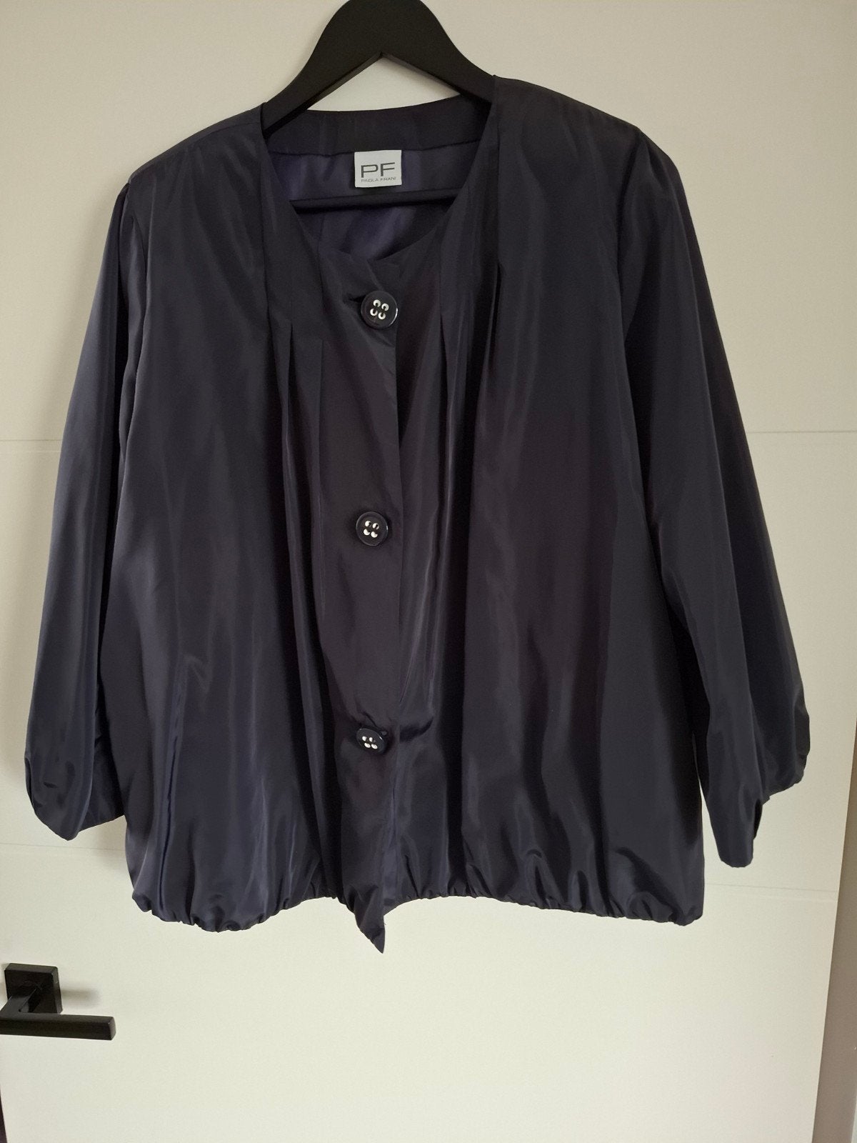 donkerblauw jasje zijde en gevoerd maat 42 Paolo Frani, Kleding | Dames, Ophalen, Blauw, Maat 42/44 (L), Nieuw