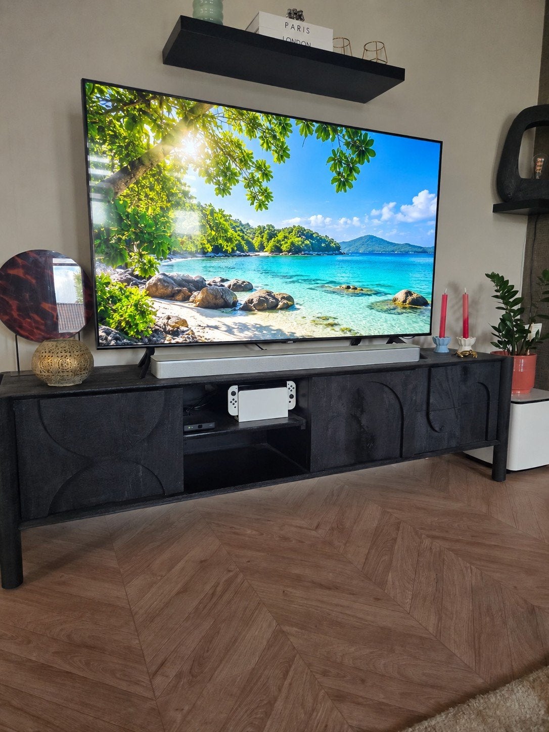 Mooi en robuust  TV-meubel - Zwart 180 cm, Ophalen, 150 tot 200 cm, Minder dan 100 cm, 25 tot 50 cm