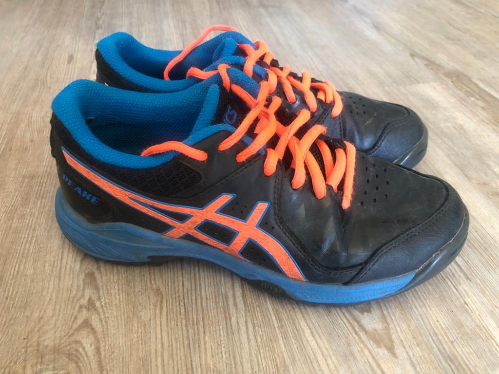 ASICS GEL-TAKE hockeyschoenen mast 34,5, Ophalen of Verzenden