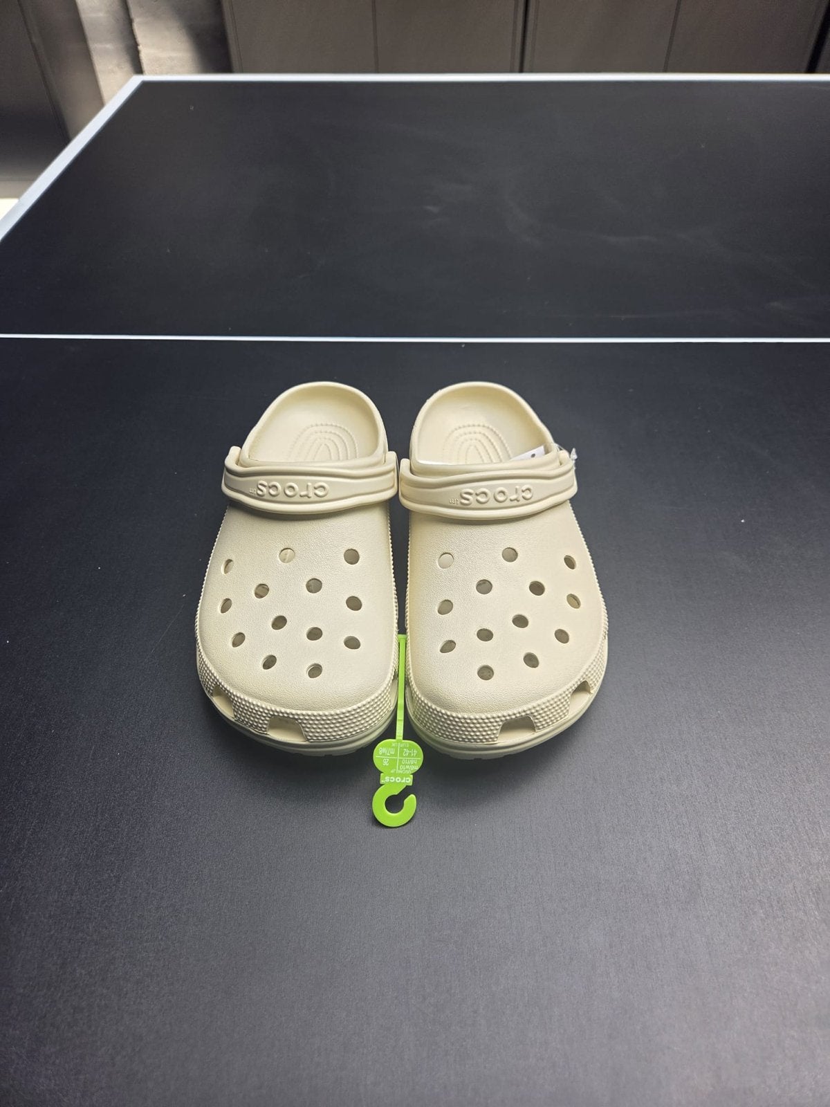 Nieuwe Crocs Classic Bone White - Maat 41/42, Verzenden, Nieuw, Wit, Slippers