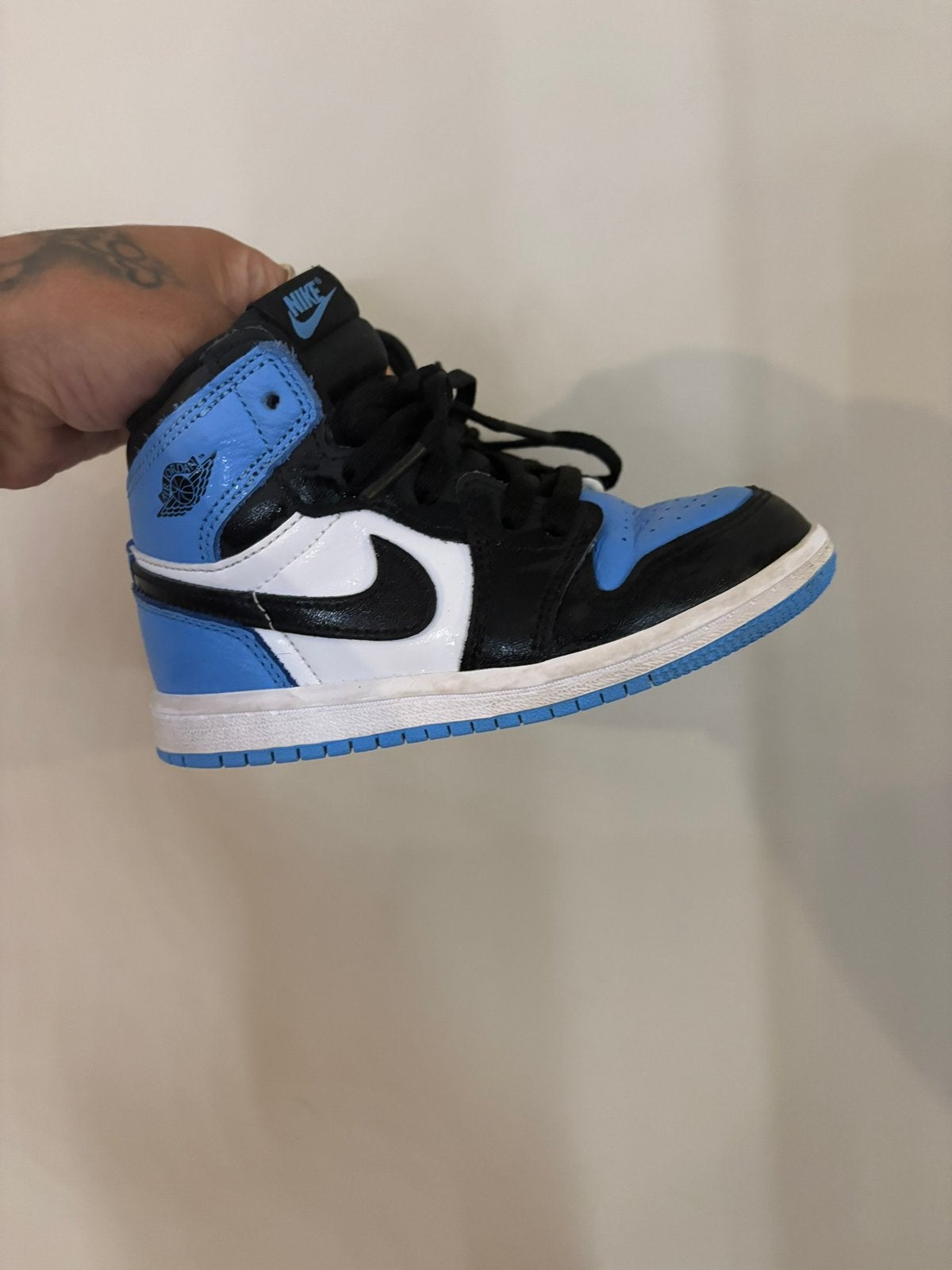 Jordan 1 unc maat 26, Ophalen, Zo goed als nieuw, Jongen of Meisje, Schoenen