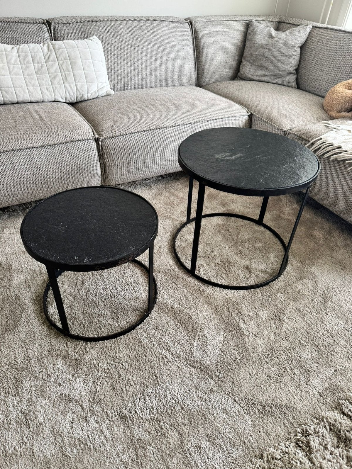 Natuurstenen salontafels zwart, Ophalen, Rond, 50 tot 100 cm, Zo goed als nieuw
