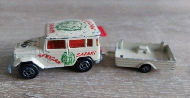 Majorette toyota land cruiser safari wwf jeep + aanhanger, Ophalen of Verzenden, Gebruikt, Auto