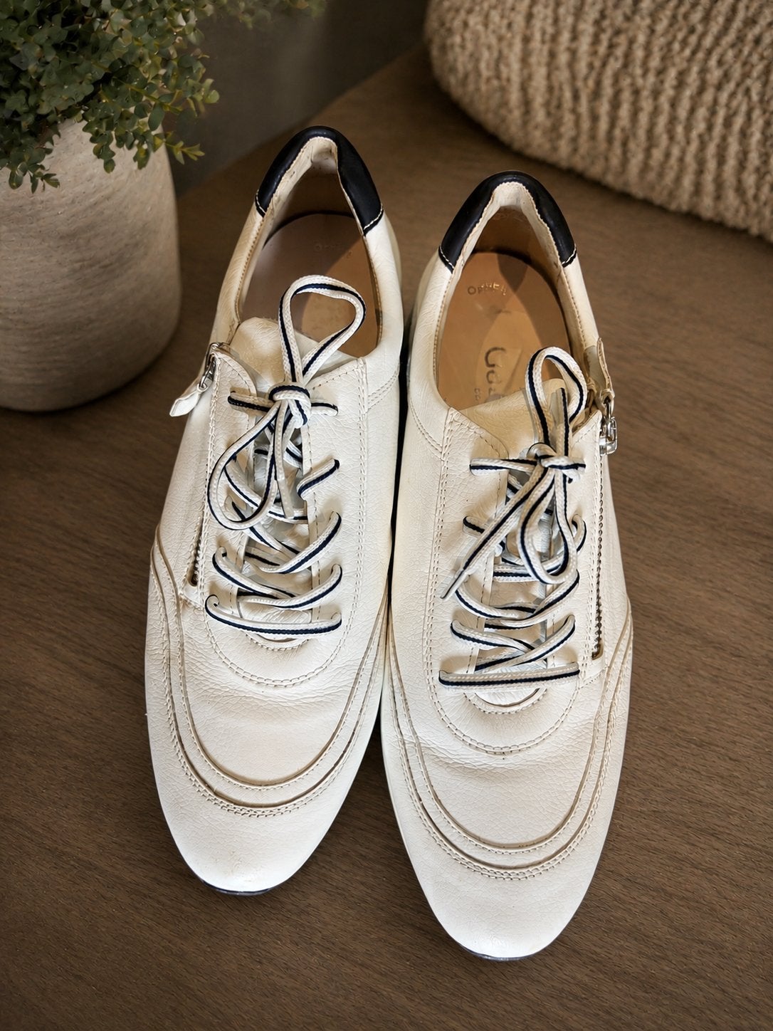 Gabor sneakers maat 6 (39) z.g.a.n., Ophalen of Verzenden, Zo goed als nieuw, Wit, Sneakers of Gympen