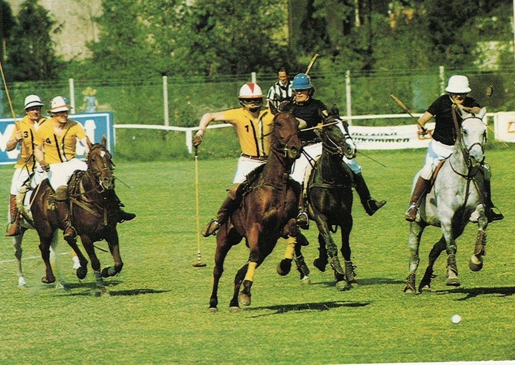 Polo spelen met berijder en paard.203, Verzenden, 1980 tot heden, Ongelopen, Paard
