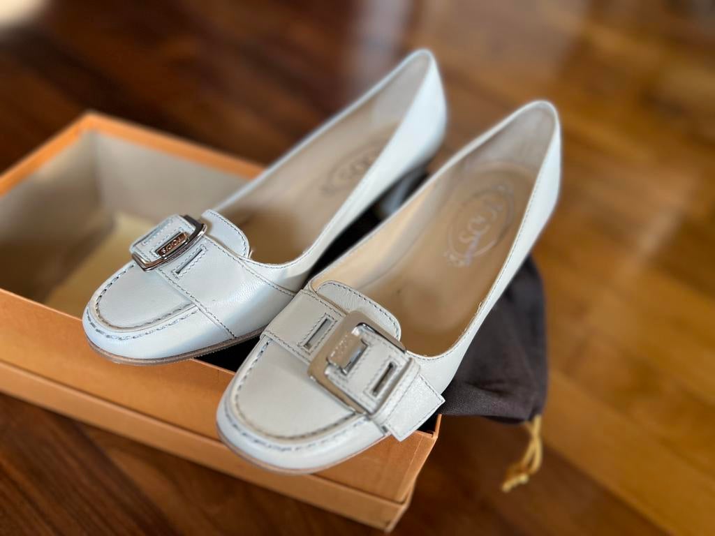 Tod’s - Pumps - Maat 37, Ophalen of Verzenden, Zo goed als nieuw, Sneakers of Gympen