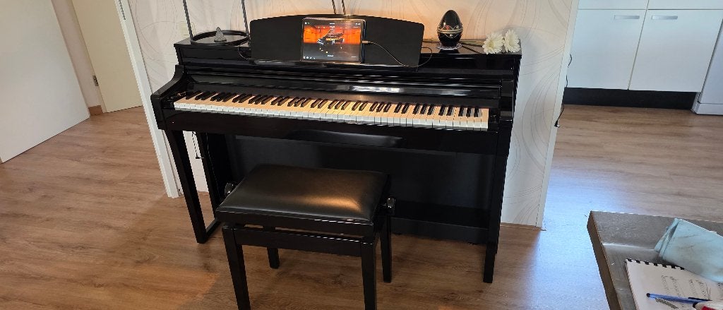 Piana Clavinova CSP-170, let op verlaagde prijs !!, Zwart, Ophalen of Verzenden, Zo goed als nieuw, Piano