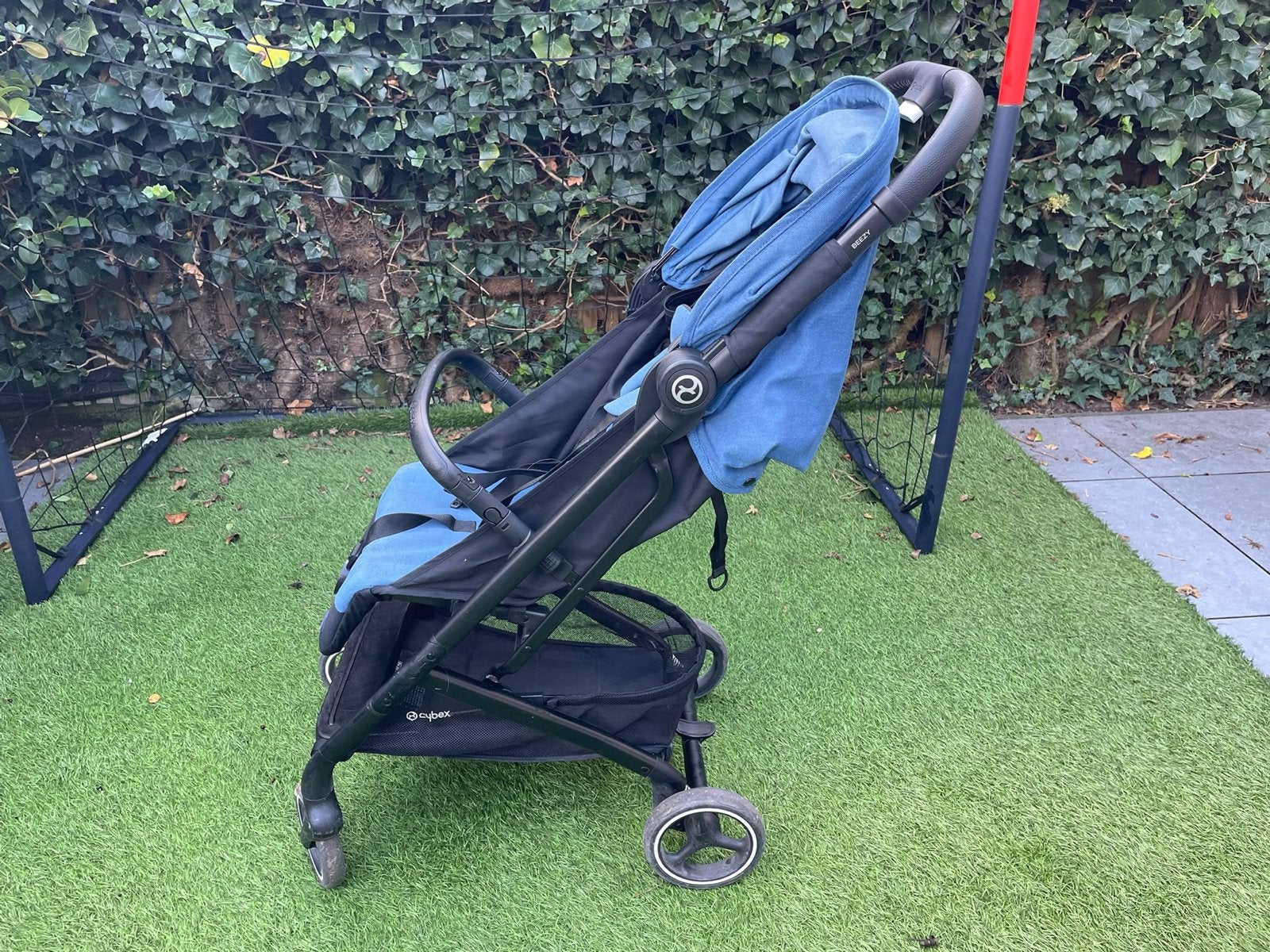 Lichtgewicht Cybex Buggy Beezy, Ophalen, Zo goed als nieuw