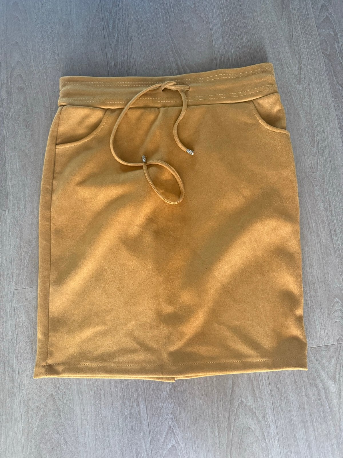 Musthaves by Elja rok okergeel maat L/XL, Geel, Maat 46/48 (XL) of groter, Ophalen of Verzenden, Gedragen