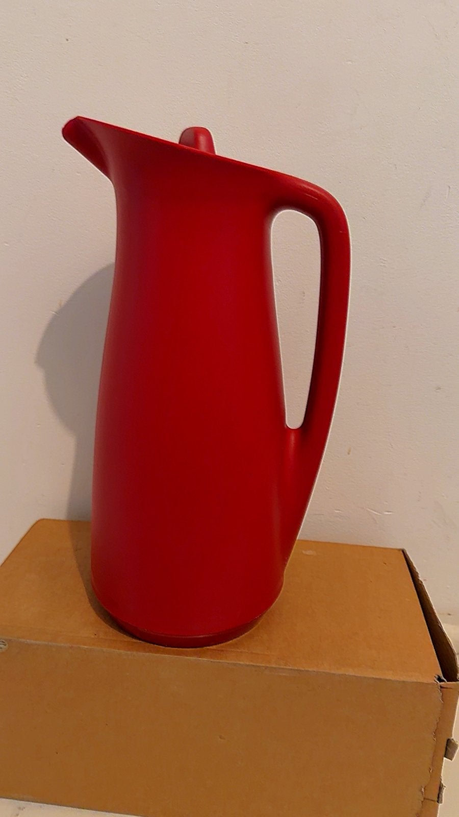 Tupperware Rode  thermosfles, Ophalen of Verzenden, Zo goed als nieuw, Rood, Beker of Kan