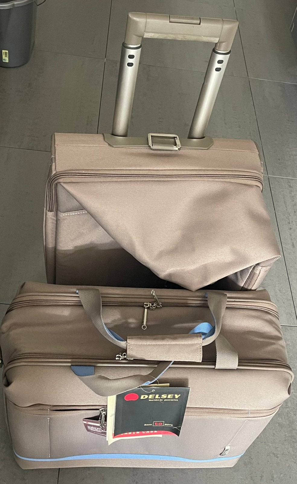 Delsey reisset, Ophalen, Nieuw, Hard kunststof, Minder dan 50 cm