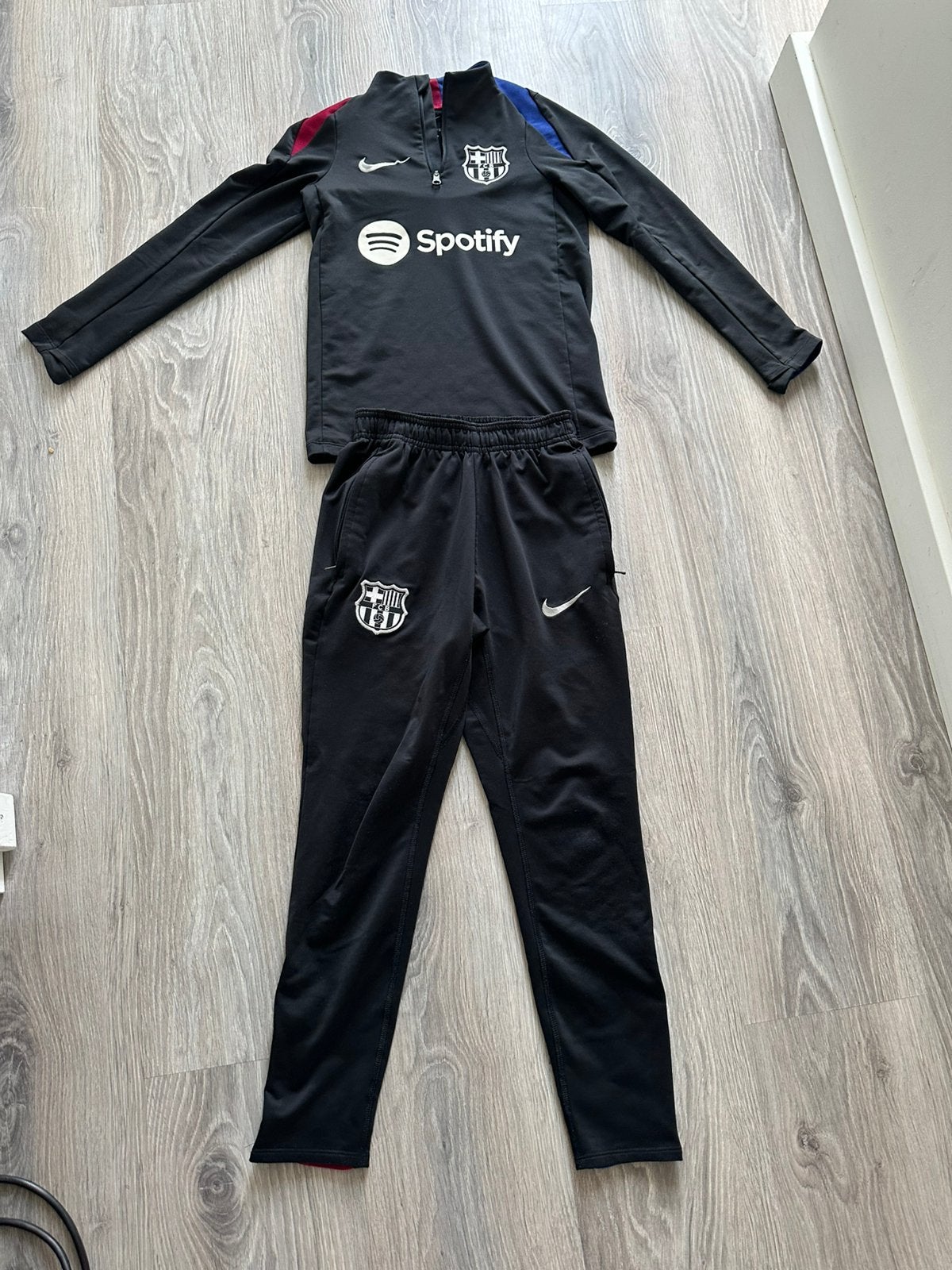 Mooi barca pak op de achterkant een stukje genaaid, Ophalen, Blauw, Overige maten, Zo goed als nieuw