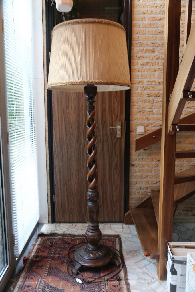 hout gedraaide antieke vloerlamp, Gebruikt, E27 (groot), 150 tot 200 cm, Hout
