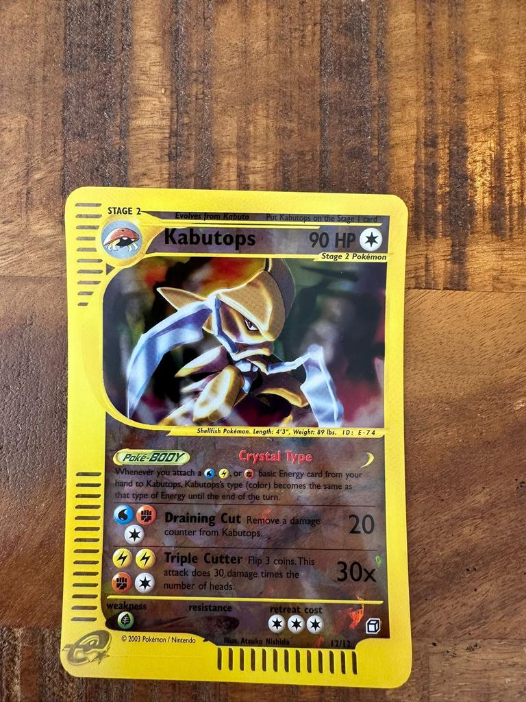 Pokémon Skyridge Kabutops Crystal Type, Ophalen of Verzenden, Zo goed als nieuw, Losse kaart, Foil