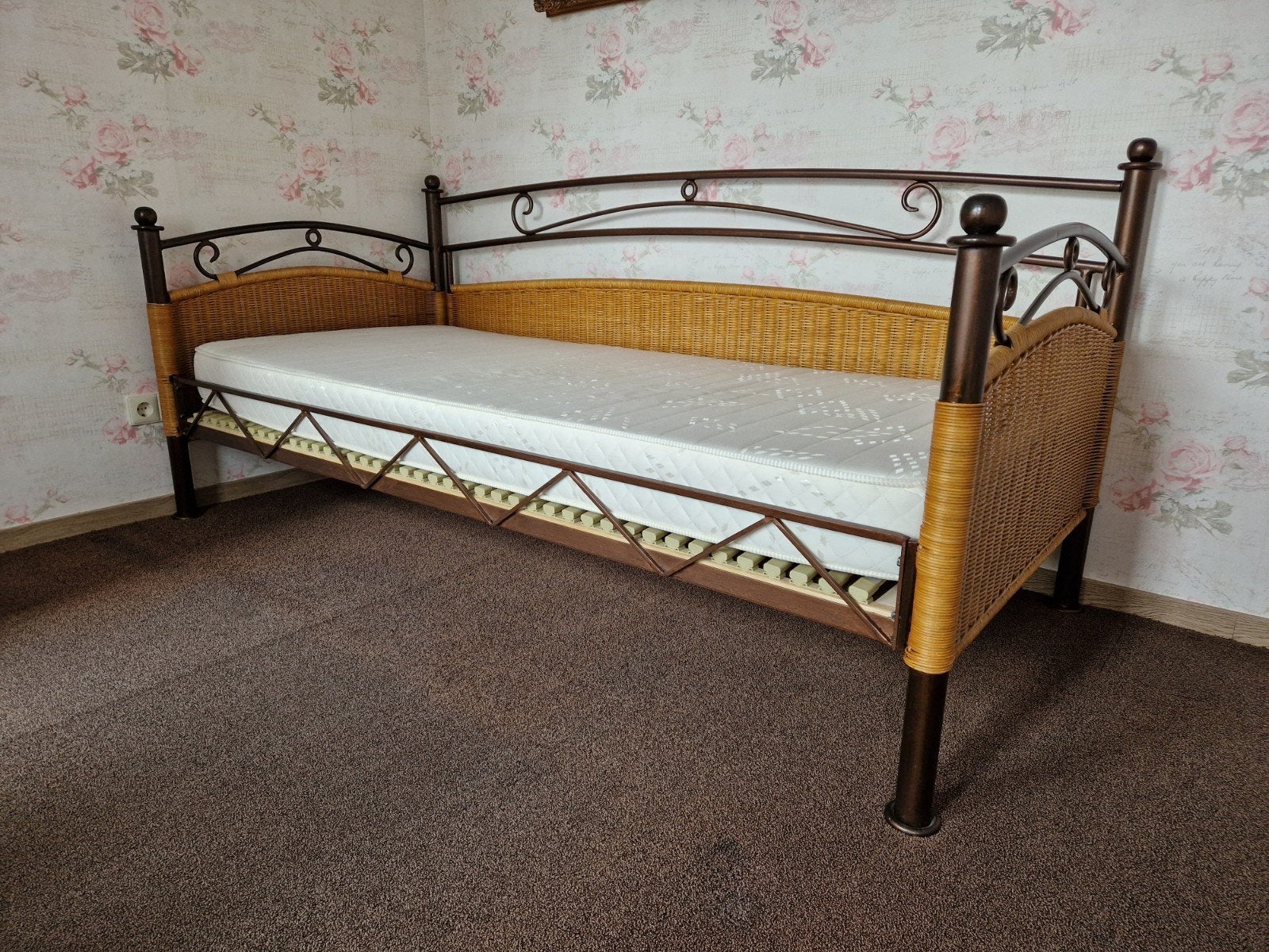 1 persoons ledikant, Huis en Inrichting, Slaapkamer | Bedden, Ophalen