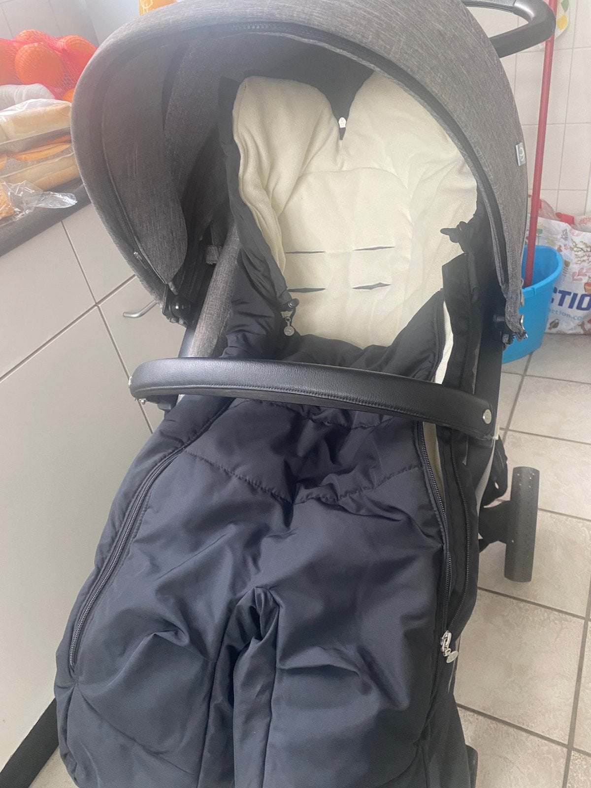 PRACHTIGE KINDERWAGEN VAN STOKKE, Ophalen of Verzenden, Zo goed als nieuw, Regenhoes