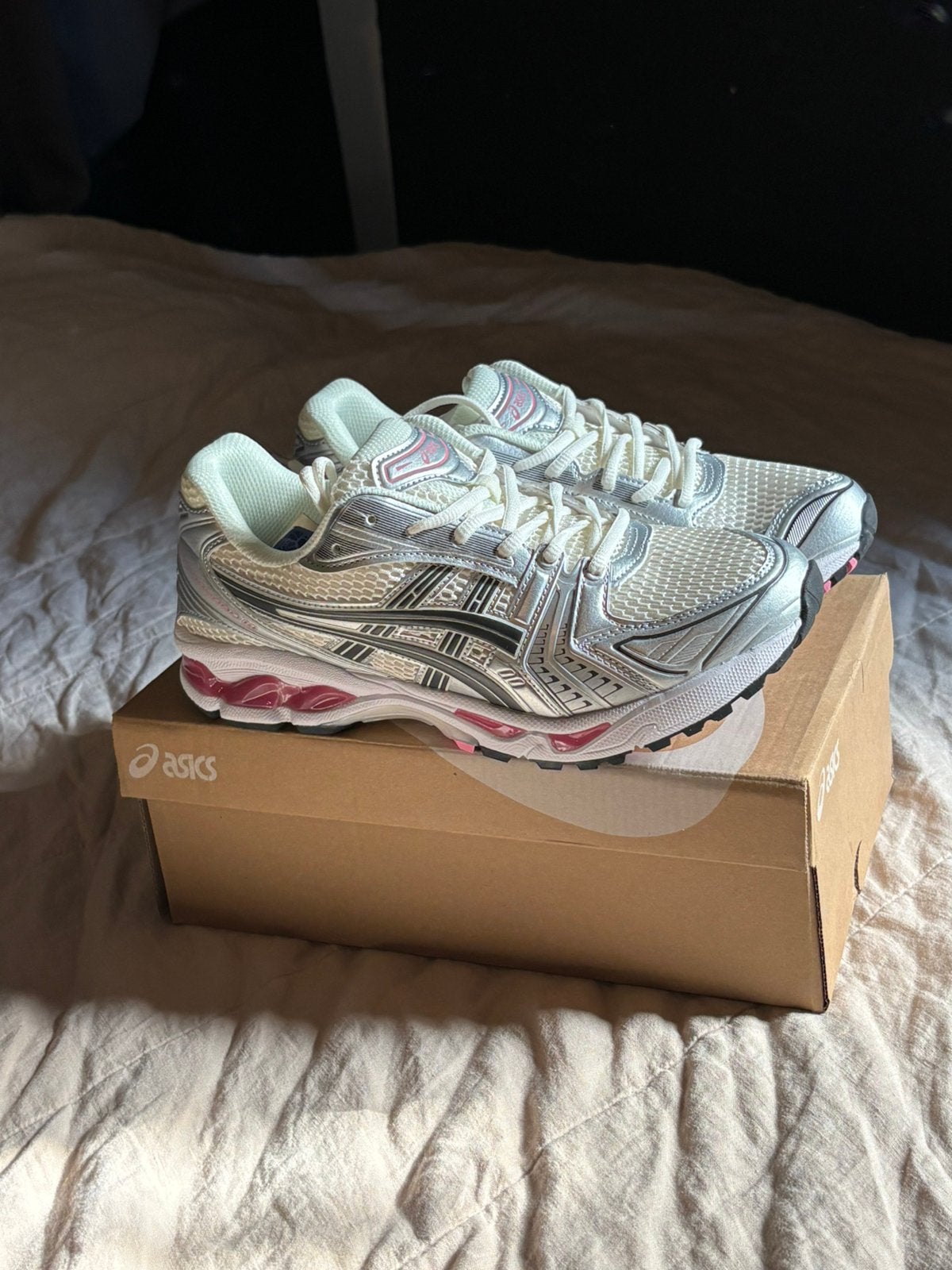 Asics gel kayano14 roze, Verzenden, Zo goed als nieuw, Overige kleuren