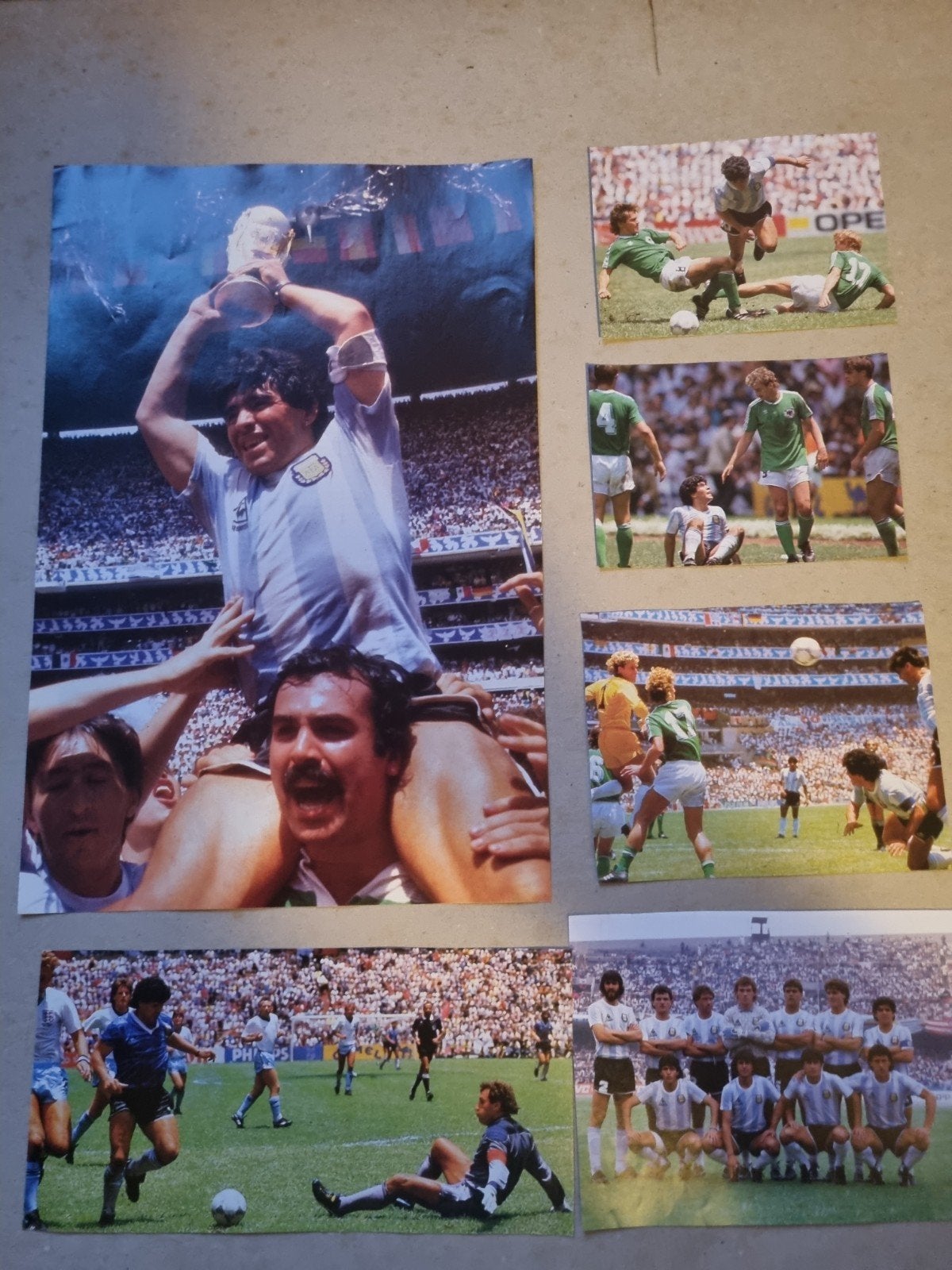 Diego Maradona foto knipsels Argentinië Napoli, Ophalen of Verzenden