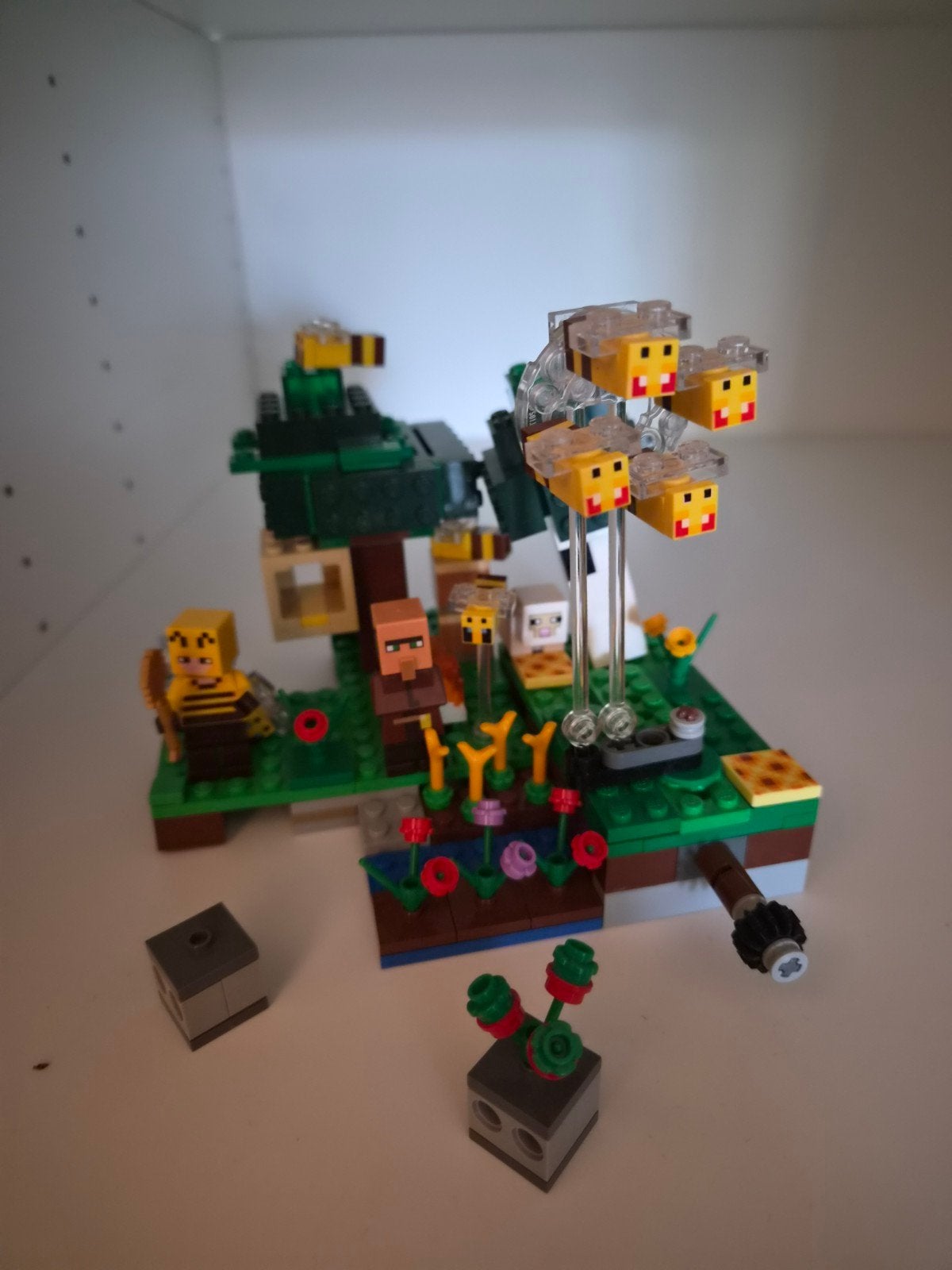 Lego Minecraft 21165 De Bijenboerderij 8+ jaar, Ophalen of Verzenden, Gebruikt