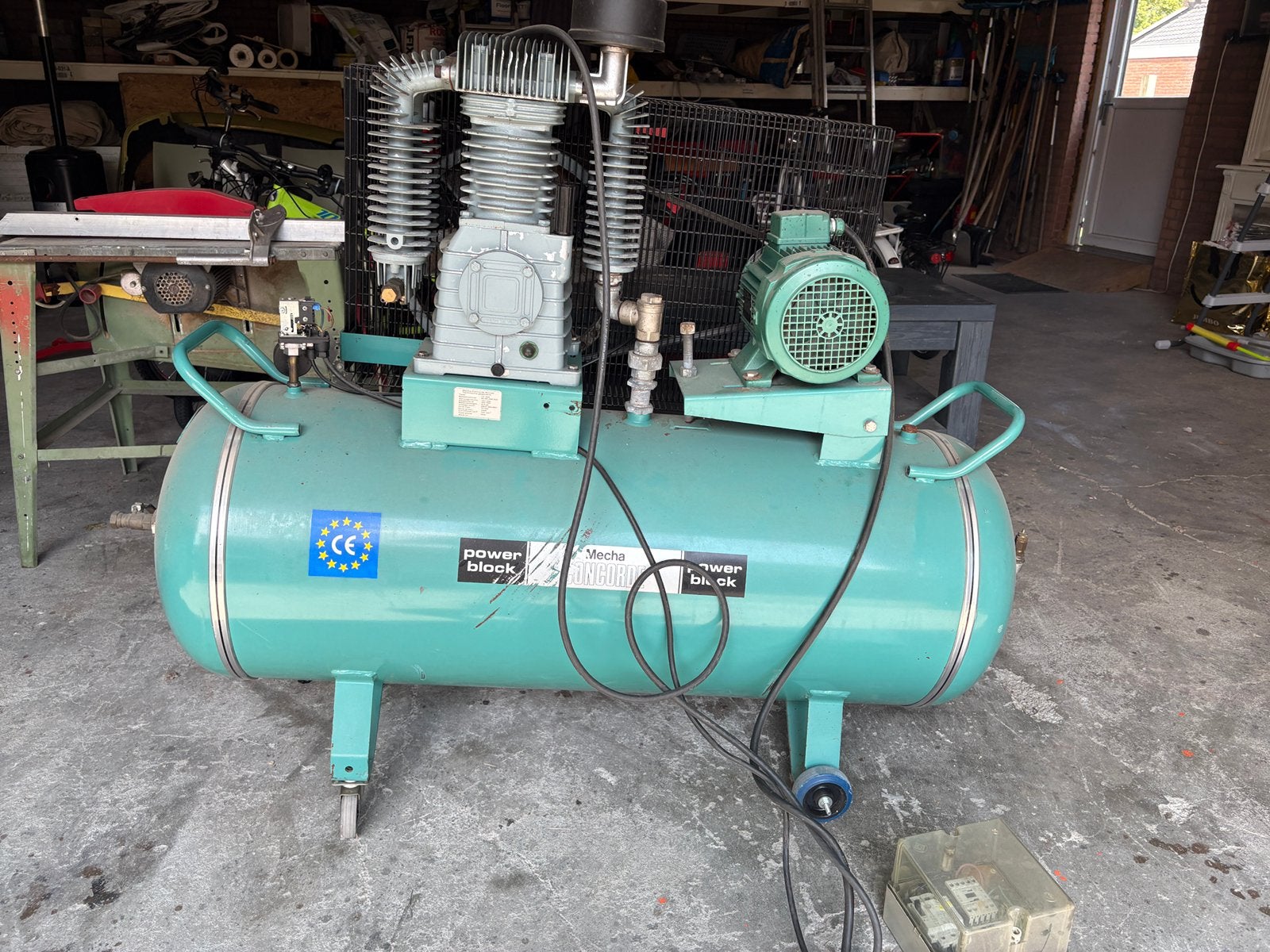Compressor 380 v Mecha Concorde, Ophalen, Gebruikt, 400 tot 800 liter/min, 10 bar of meer