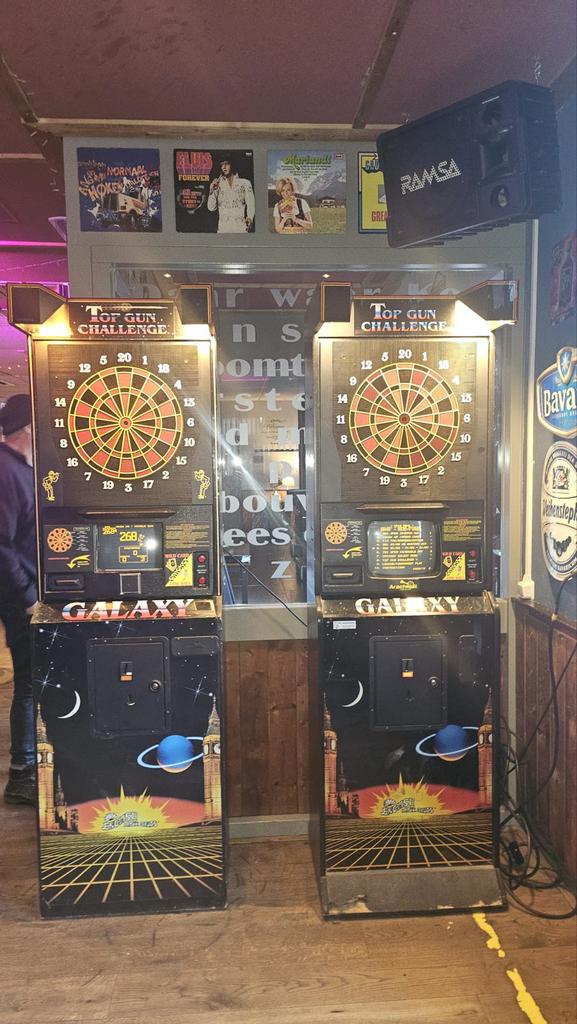 Gezocht: Elektronische Dartkast (Topgun Challenge, Galaxy, A, Sport en Fitness, Darts, Ophalen of Verzenden, Gebruikt, Dartbord