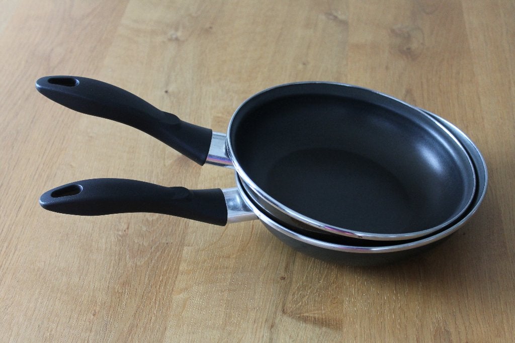 2x Tomado koekenpan Superior Ø 20 cm, kan ook op inductie, Koekenpan, Gebruikt, Antiaanbaklaag, Ophalen of Verzenden