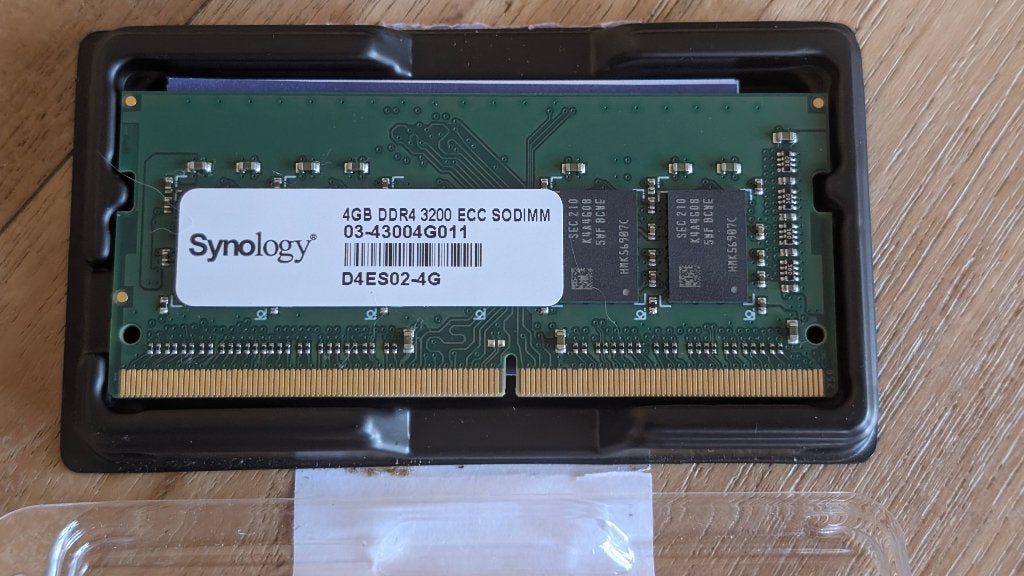 Synology 4GB DDR4 3200 ECC SODIMM D4ES02-4G, Computers en Software, RAM geheugen, Zo goed als nieuw, Server, 4 GB, DDR4, Ophalen of Verzenden